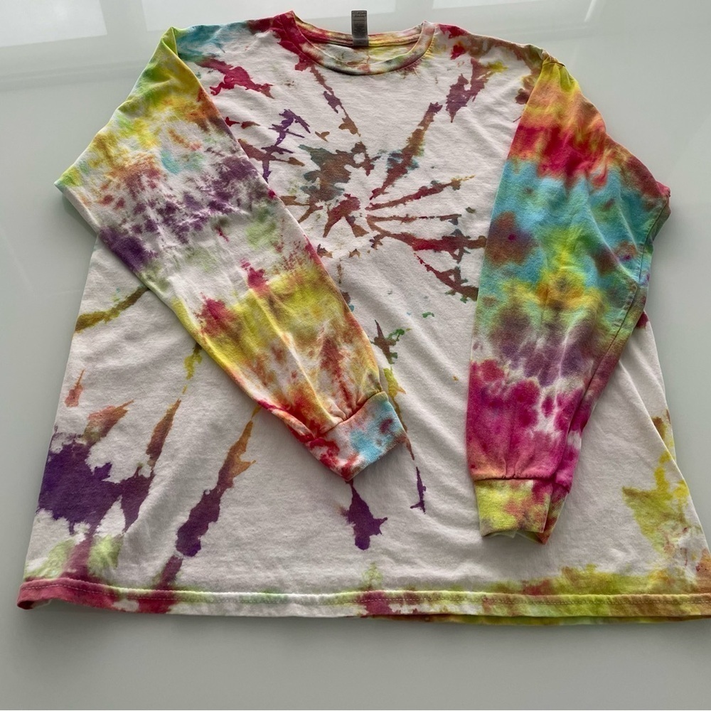 Gildan TShirt One Fits All Multicolored Tie Dye Long Sleeve Adult Unisex Casual